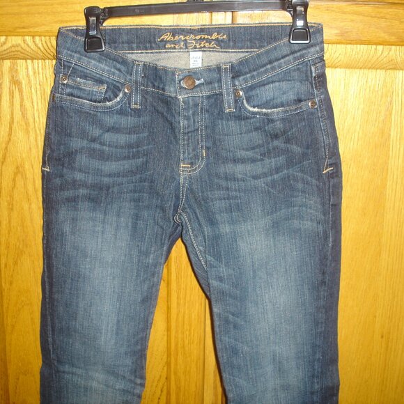 WMN'S ABERCROMBIE&FITCH JEANS SIZE OS STRETCH BLUE - Picture 1 of 7